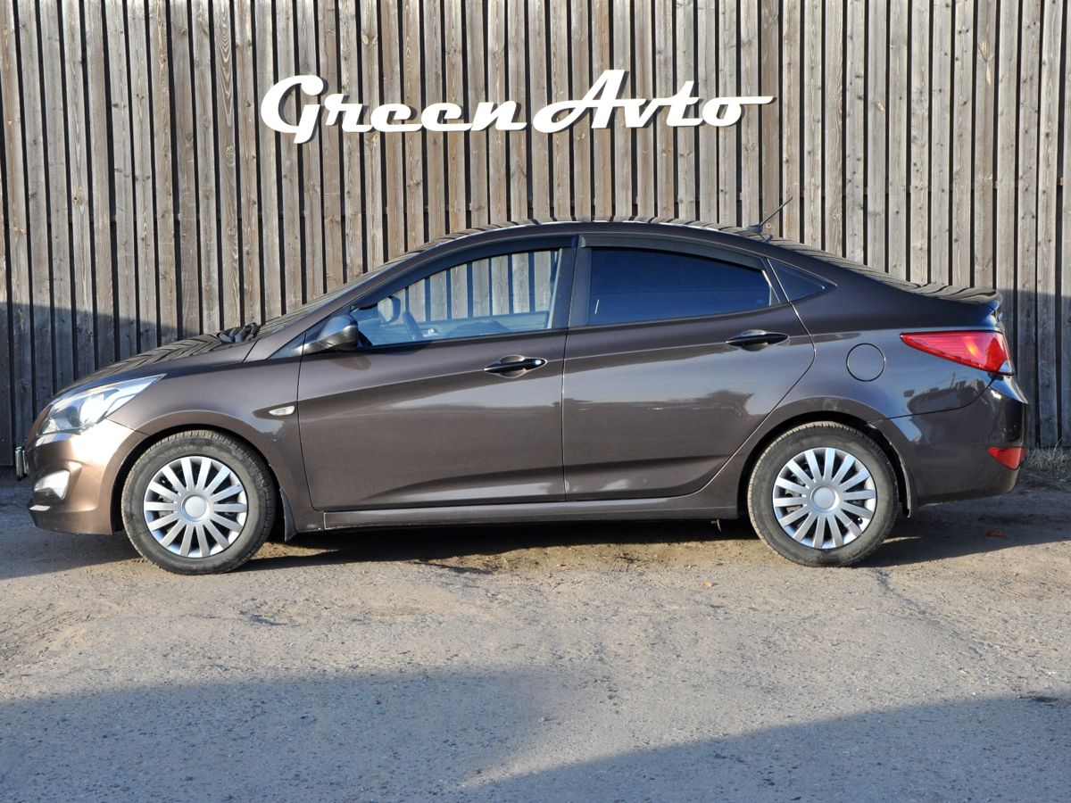 Alternative view of Hyundai Solaris 2015