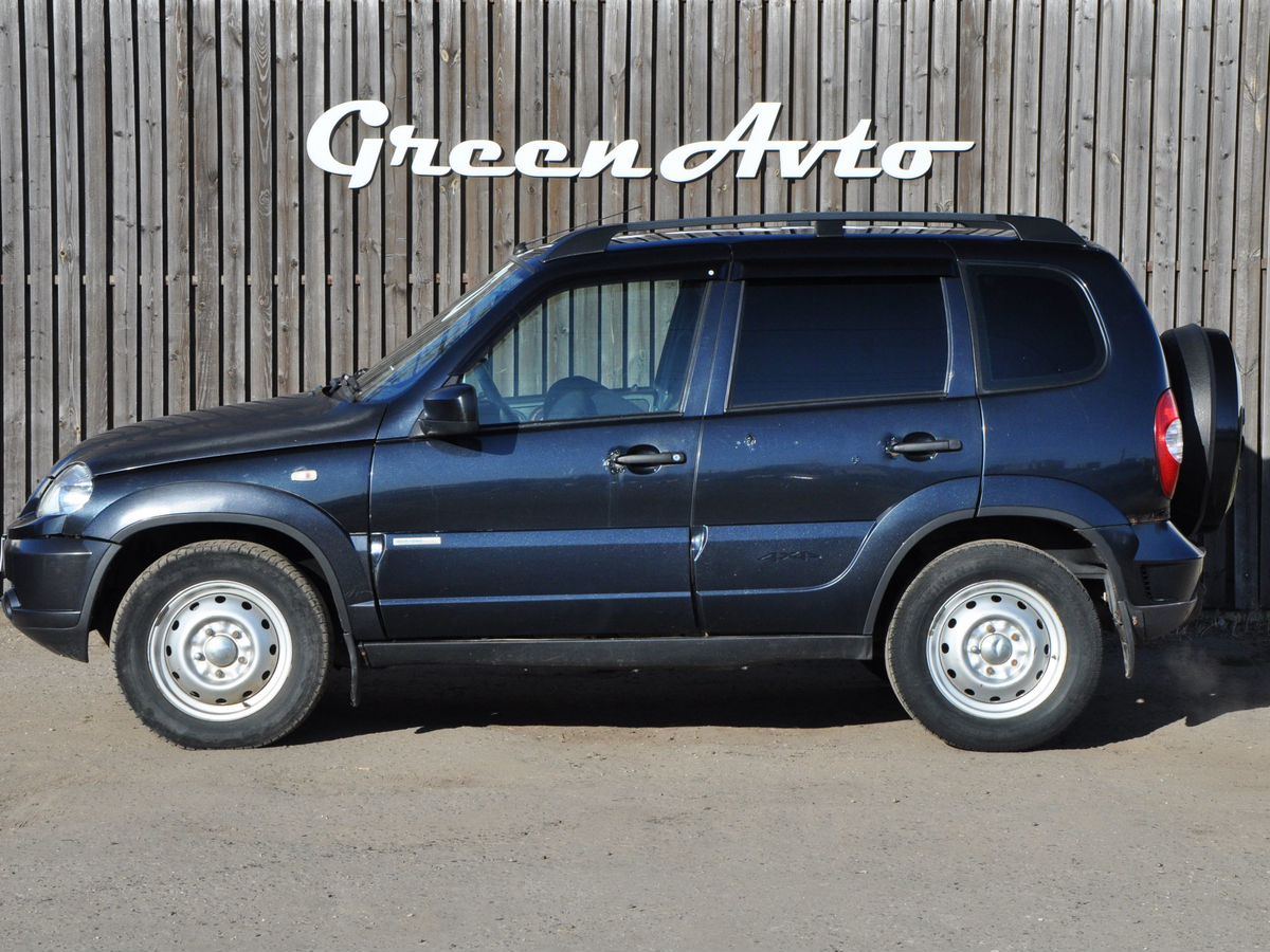 Alternative view of Chevrolet Niva 2014