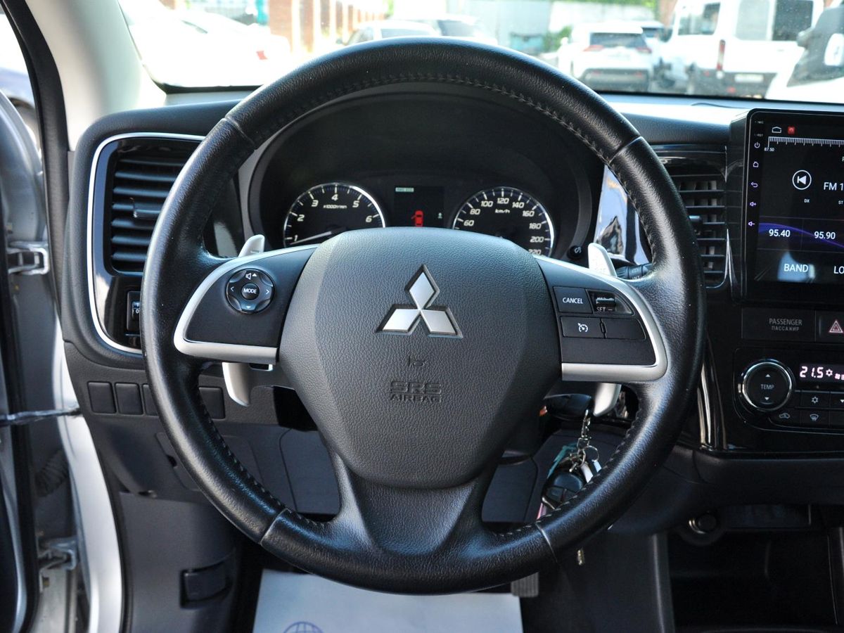 Mitsubishi Outlander 2013 — изображение 13