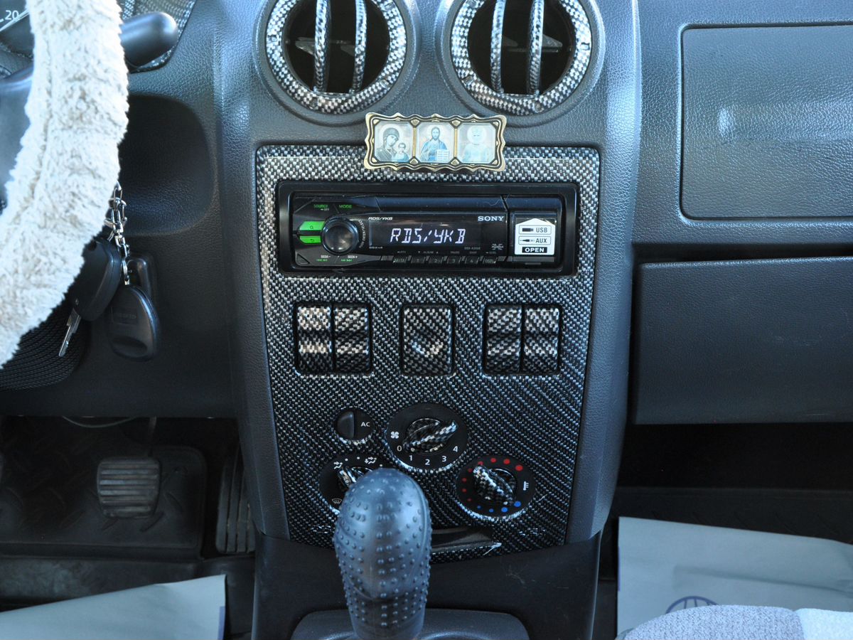 Renault Logan 2005 — изображение 13