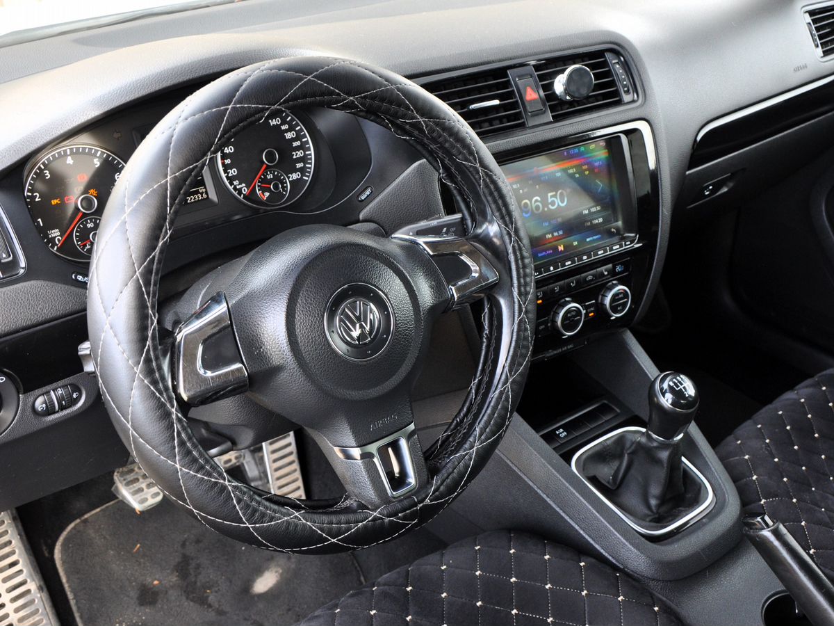 Volkswagen Jetta 2012 — изображение 9