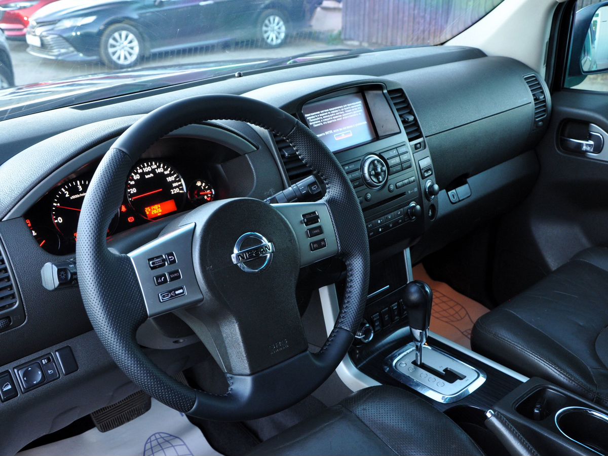 Nissan Pathfinder 2011 — изображение 13