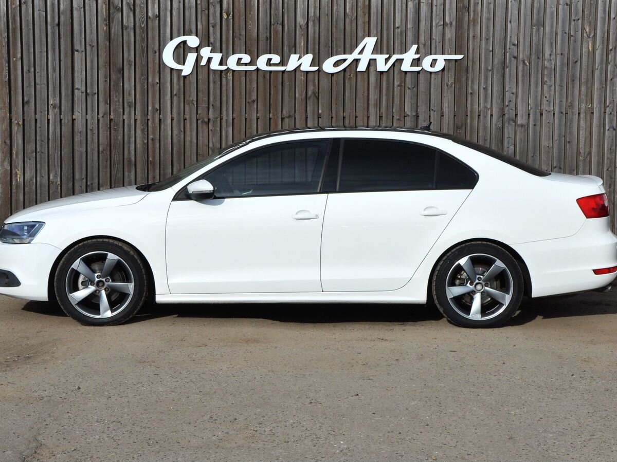 Volkswagen Jetta 2012 — изображение 2