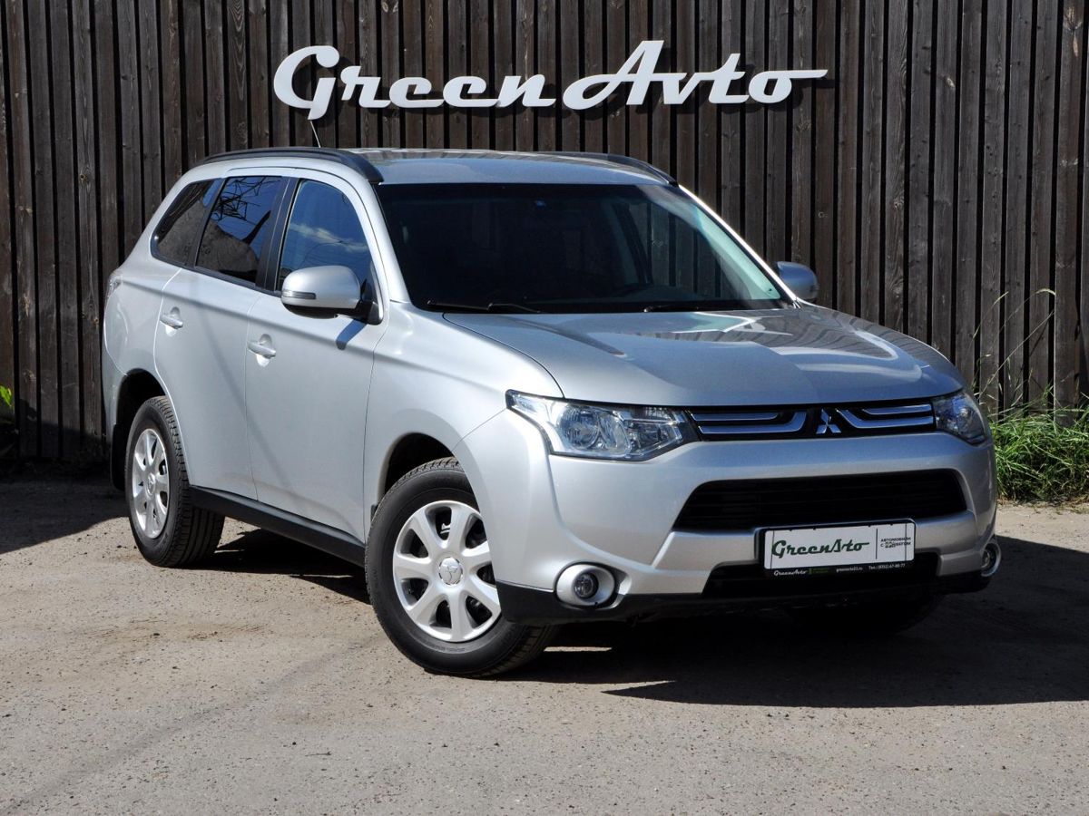 Mitsubishi Outlander 2013 — изображение 8
