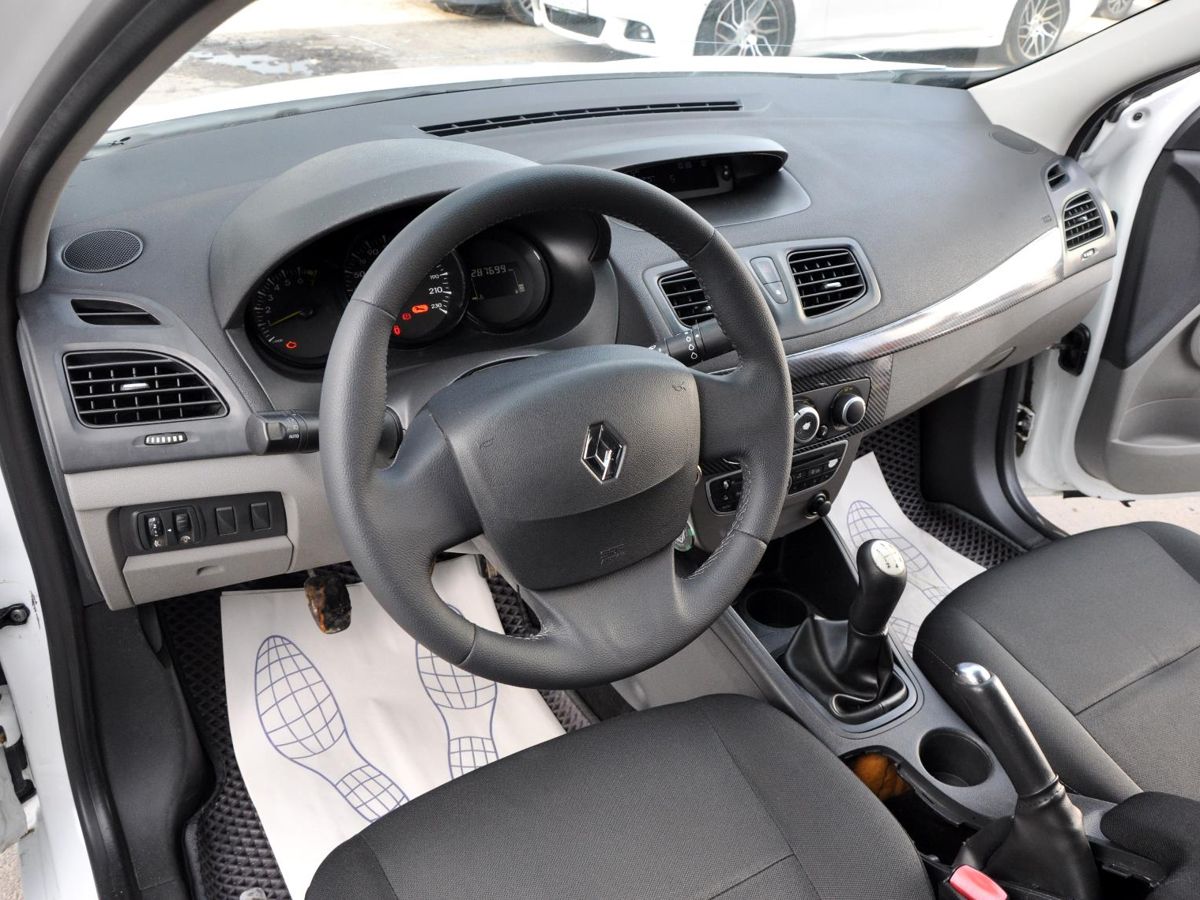 Renault Fluence 2012