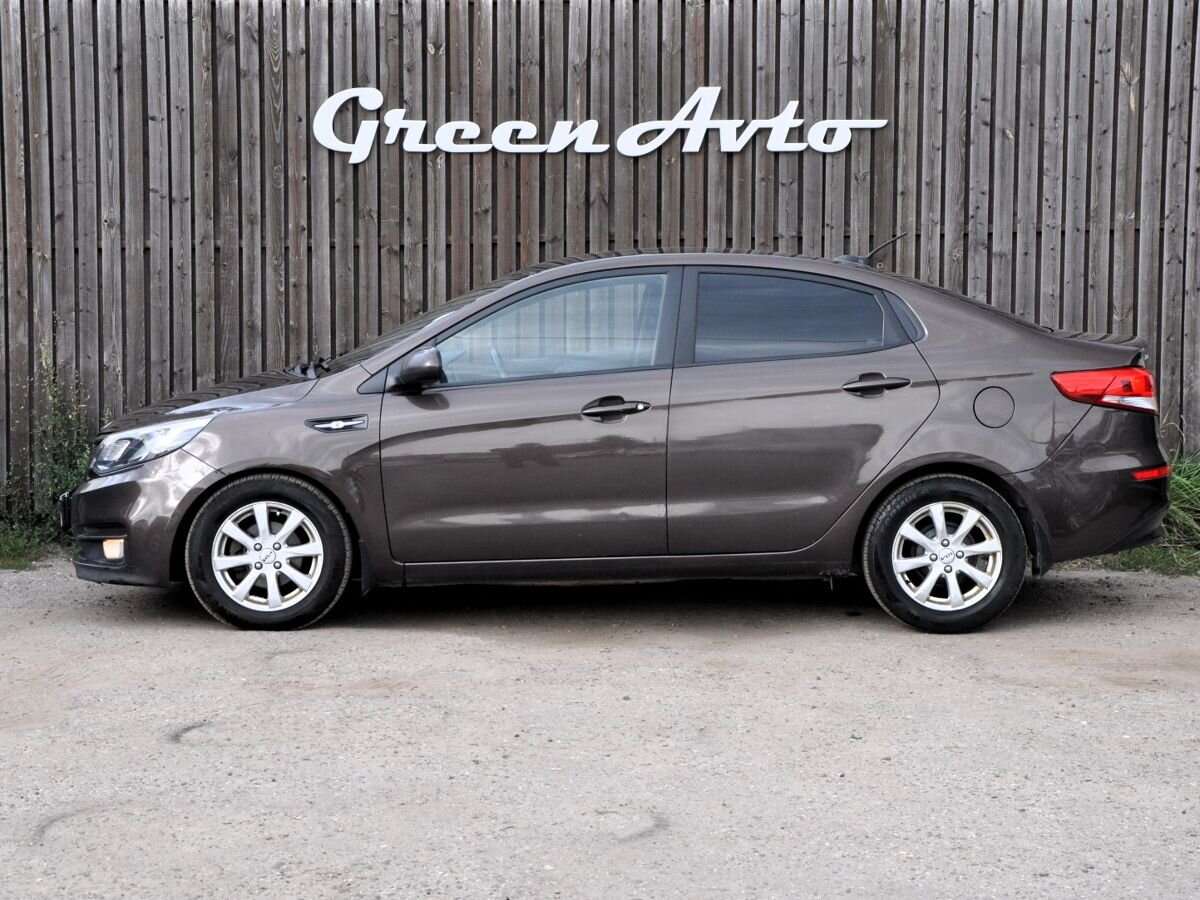 Alternative view of Kia Rio 2017