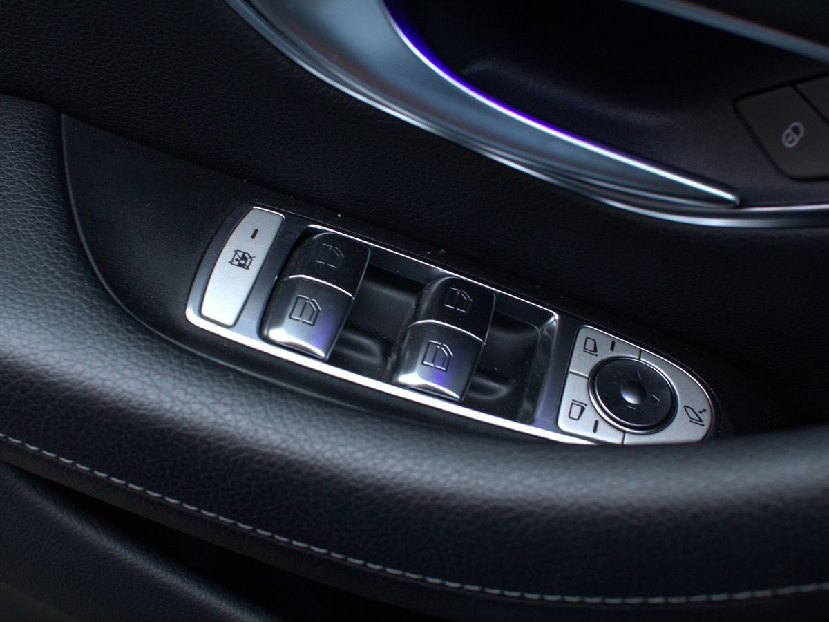 Mercedes-Benz E-класс 2019 — изображение 15
