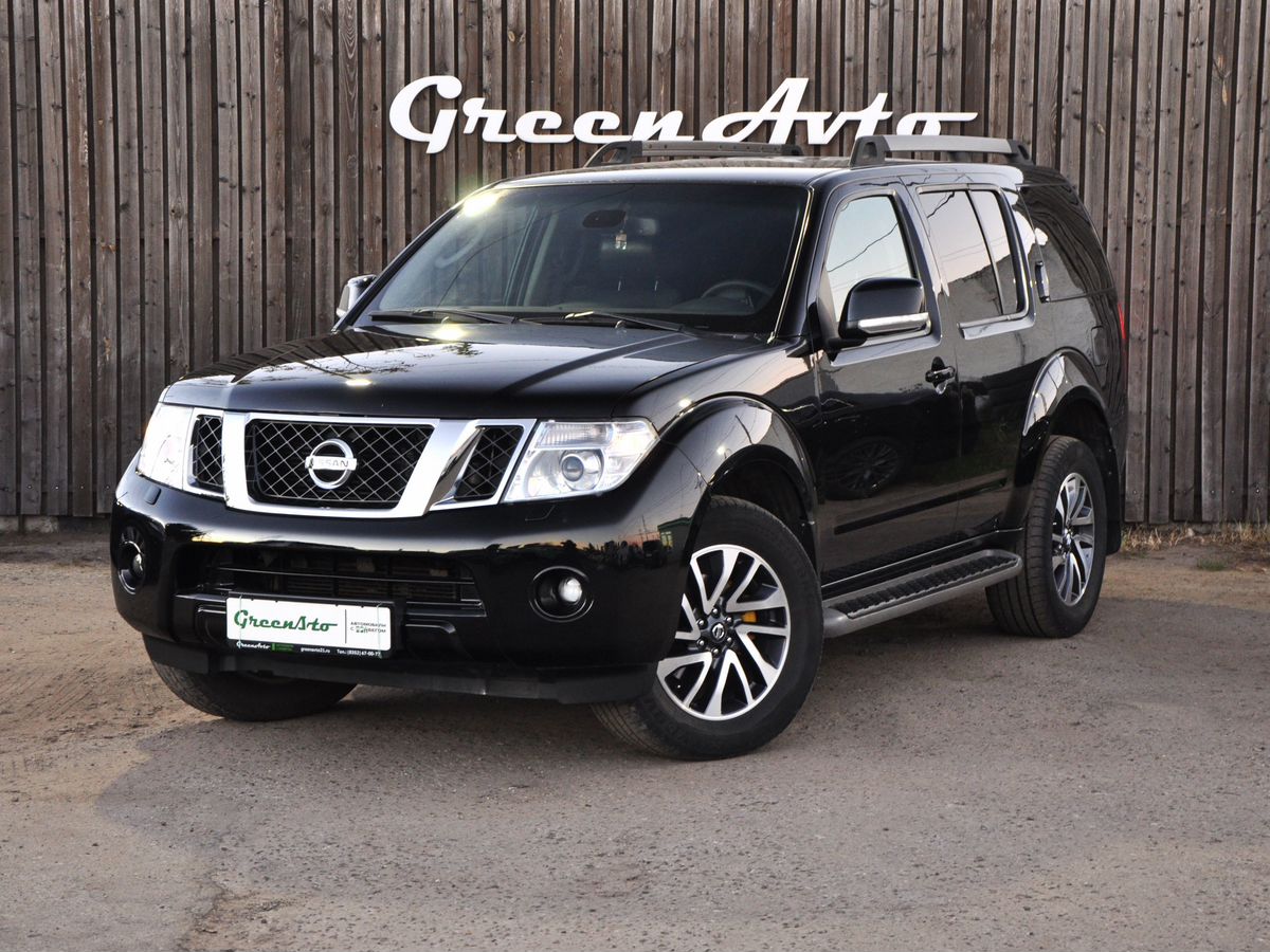 Nissan Pathfinder 2011